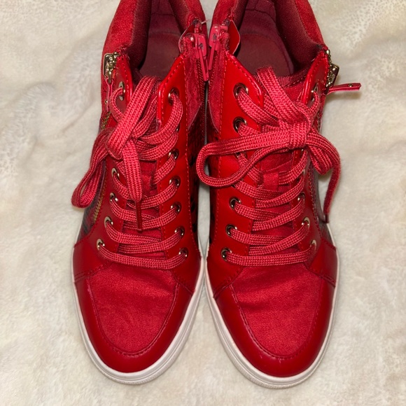 Aldo Red Wedge Sneakers with Snake Print - Picture 5 of 5